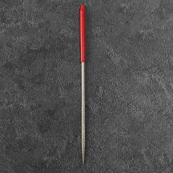 4X Özlü Yuvarlak Sıçan Kuyruk Elmas Dosyaları 3Mm X 140Mm Gümüş Ton Kırmızı